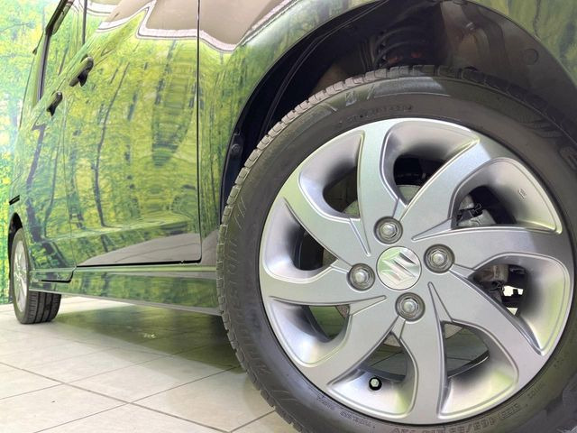 �y����14�C���`�A���~�z�C�[���z�O�ςɃ}�b�`���������A���~�z�C�[���𑕒����Ă���܂��B�e��ЊO�A���~�z�C�[����A�X�^�b�h���X�^�C�����戵�����Ă���܂��B���񂲑��k����������