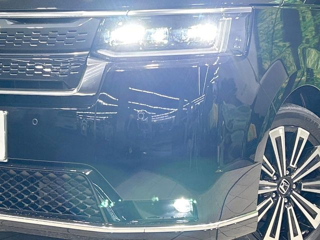 �yLED�w�b�h���C�g�z���V����ԑ��s�����ǍD�Ȏ��E���m�ۂ����S���ĉ^�]�ł��鍂�P�xLED�w�b�h���C�g�𑕔�!�_�����x�������A����d�͂��}�����Ă��܂��B