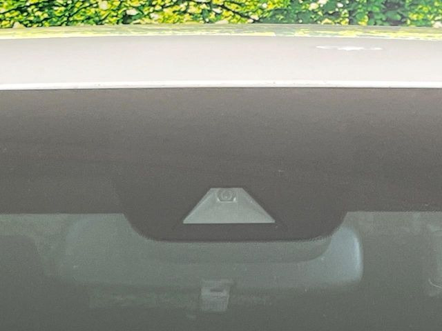 �y�g���^�Z�[�t�e�B�Z���X�z���s���ɑO���̎ԗ�����F�����A�Փ˂������Ȏ��͌x��ƃu���[�L�ŏՓˉ���Ɣ�Q�y�����A�V�X�g�B�����S�Ƀh���C�u�����y���݂��������܂��B