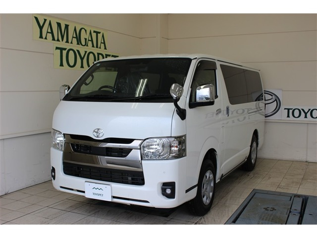 ハイエースバン