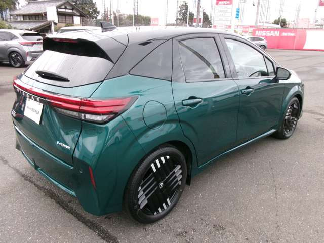 ノートオーラ1.2 G レザーエディション