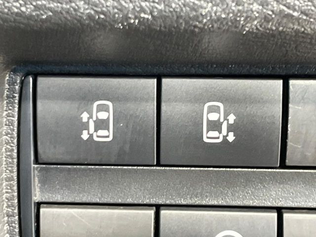 �y�����p���[�X���C�h�h�A�z�X�}�[�g�L�[��^�]�Ȃ̃X�C�b�`�Ō�ȗ����X���C�h�h�A�̊J���\���d��������͂����ăh�A���J����K�v�������A�����Ȃ��q�l�ł��ȒP�ɊJ���߂ł����K�ł���