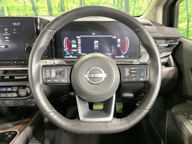 �y�����v�����X�e�A�����O�z�㎿�Ȋv���g�p���邱�ƂŁA��ɂ����������݂ƂĂ��^�]���₷���n���h���ł���