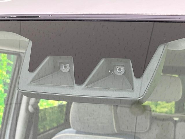 �y�X�}�[�g�A�V�X�g�z���s���ɑO���̎ԗ�����F�����A�Փ˂������Ȏ��͌x��ƃu���[�L�ŏՓˉ���Ɣ�Q�y�����A�V�X�g�B�����S�Ƀh���C�u�����y���݂��������܂��B