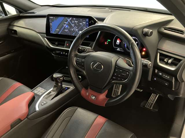 UX250h Fスポーツ エモーショナル エクスプローラー