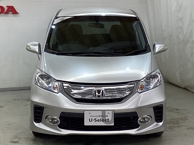 フリードハイブリッド1.5 ジャストセレクション