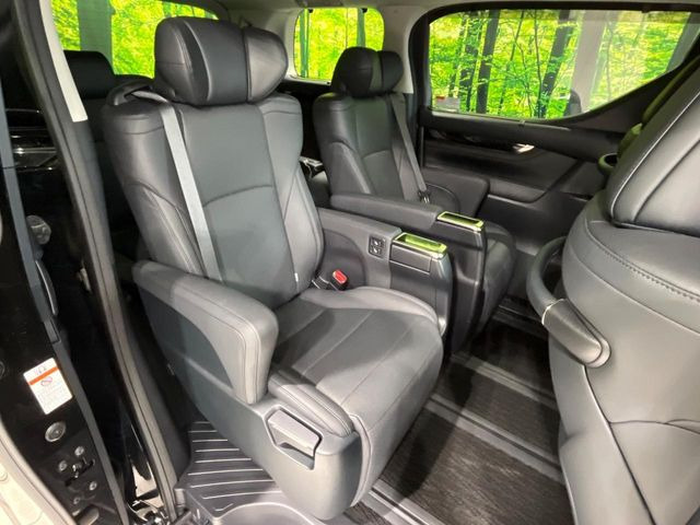 ���ڒ����̓E�H�[�N�X���[�ƂȂ��Ă���܂��B���ڂƎO��ڂ̈ړ�����~�肪�Ƃ��Ă��y�ɂȂ�̂ŁA���~��̍ۂ��X�g���X�������邱�Ƃ͂���܂����