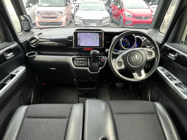 N-BOXカスタムG ターボ Lパッケージ