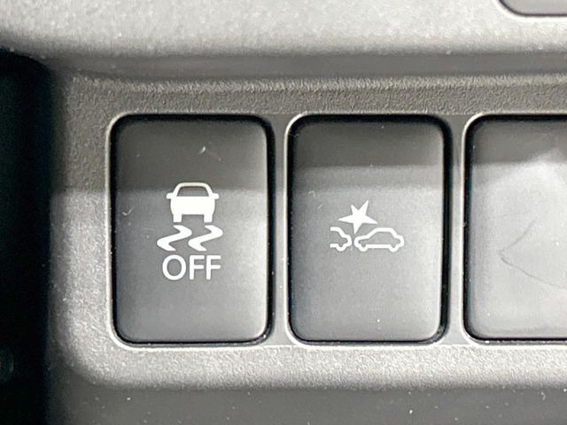 �y�O�He-Assist�z���s���ɑO���̎ԗ�����F�����A�Փ˂������Ȏ��͌x��ƃu���[�L�ŏՓˉ���Ɣ�Q�y�����A�V�X�g�B�����S�Ƀh���C�u�����y���݂��������܂��B