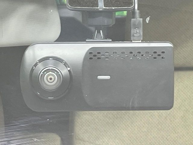 �y�h���C�u���R�[�_�[�z�h���C�u���R�[�_�[����!���s���͂������A������^�]�⎖�̂ɑ��������ہA�f���ŋL�^���A����̃��X�N�ɔ����܂��B���L�^�pSD�J�[�h�͂��q�l�����g�ł��������������K�v������܂��B