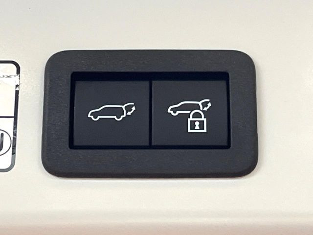 �y�p���[�o�b�N�h�A�z�X�}�[�g�L�[��^�]�Ȃ̃{�^�������������Ń��A�Q�[�g�������ŊJ���܂�!�ו��������Ă��鎞��A�����ʒu�ɂ���o�b�N�h�A��߂�ۂɕ֗��ȋ@�\�ł���