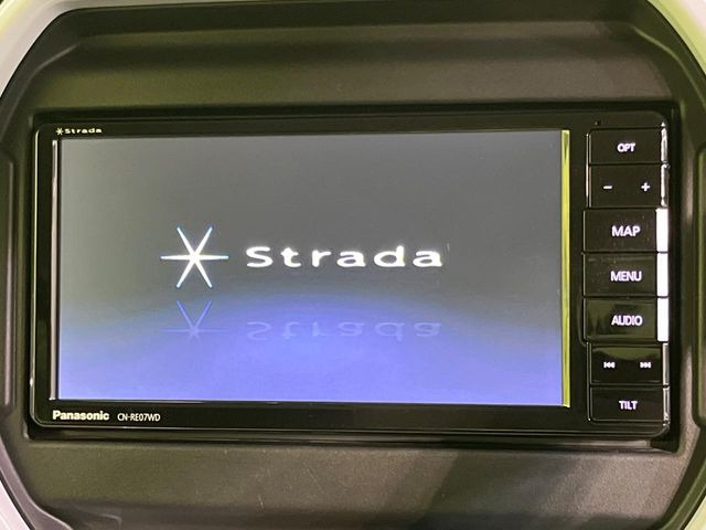 �y�i�r�Q�[�V�����z�g���₷���i�r�ŖړI�n�܂ł�������ē����Ă���܂��B�e��I�[�f�B�I�Đ��@�\���[�����Ă���A���Ԃ̉^�]������Ɋy�����Ȃ�܂�!!