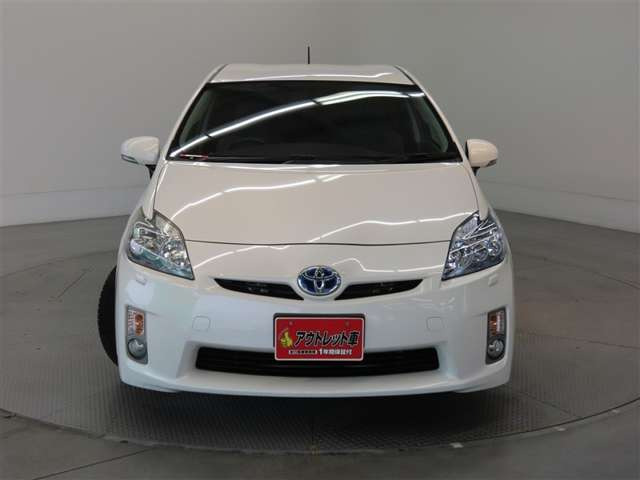 プリウス1.8 S LEDエディション