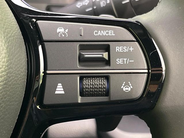 �y�A�_�v�e�B�u�N���[�Y�R���g���[���z�������H�ł̒��������s���y��!!�����ő��x��ۂN���[�Y�R���g���[�����A�Փˌy���V�X�e���ƘA�g���A�O���̎ԗ������m���ĎԊԂ�ۂ悤�ɑ��x���߂��Ă���܂�!!