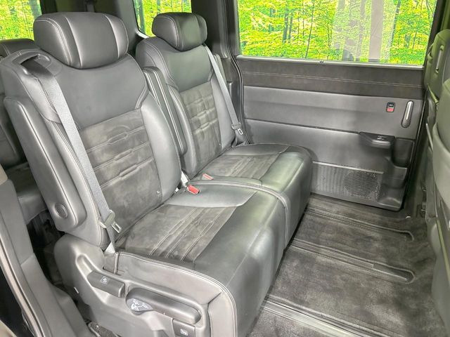 �y�n�[�t���U�[�V�[�g�z�������ƍ���S�n�𗼗������l�C�̃V�[�g���w�ʁE���ʂ̃t�@�u���b�N�f�ނ́A�ʋC���̗ǂ��⊊��ɂ����ɗD��Ă��܂��B�C���╞���ɍ��E���ꂸ���K�ɂ���肢�������܂��B