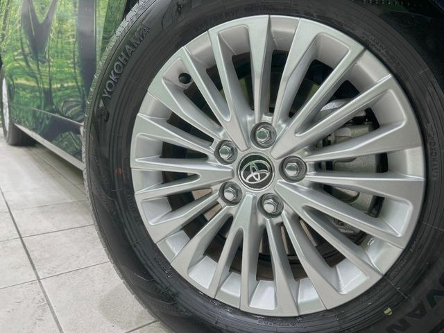 �y����17�C���`�A���~�z�C�[���z�O�ςɃ}�b�`���������A���~�z�C�[���𑕒����Ă���܂��B�e��ЊO�A���~�z�C�[����A�X�^�b�h���X�^�C�����戵�����Ă���܂��B���񂲑��k����������