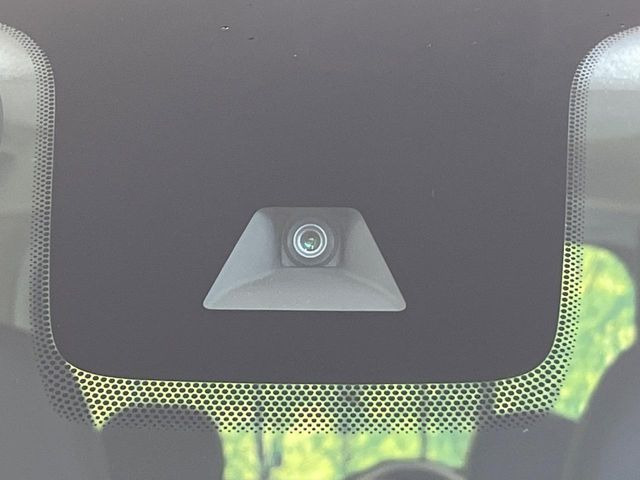 �y�C���e���W�F���g�G�}�[�W�F���V�[�u���[�L�z�t�����g�J�����őO���̎ԗ�����s�҂����m�B�Փ˂������Ȏ��͏Փ˔�Q�y���u���[�L���쓮�A�Փˉ�����T�|�[�g�B�����S�Ƀh���C�u�����y���݂��������܂��B