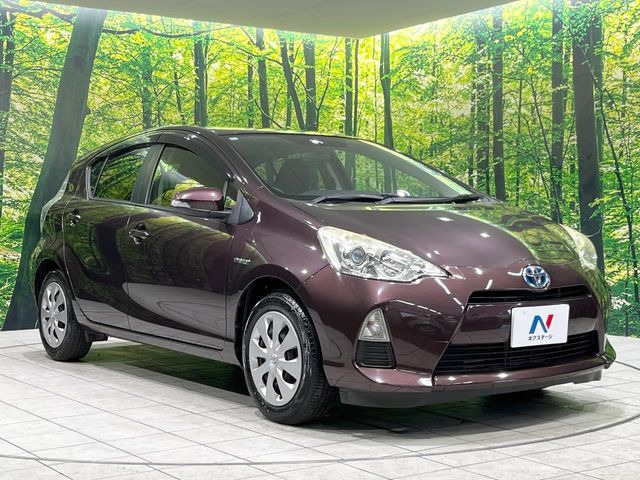 高透明度のガラス皮膜で撥水はもちろん、上質なツヤ・光沢を実現。紫外線や酸性雨から大切な愛車を保護し、色あせ・劣化を防止。「弾スプラッシュコート」、「弾プリミッサコート」からお選びいただけます。