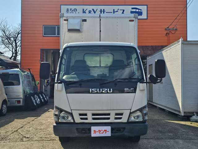 エルフ移動販売車