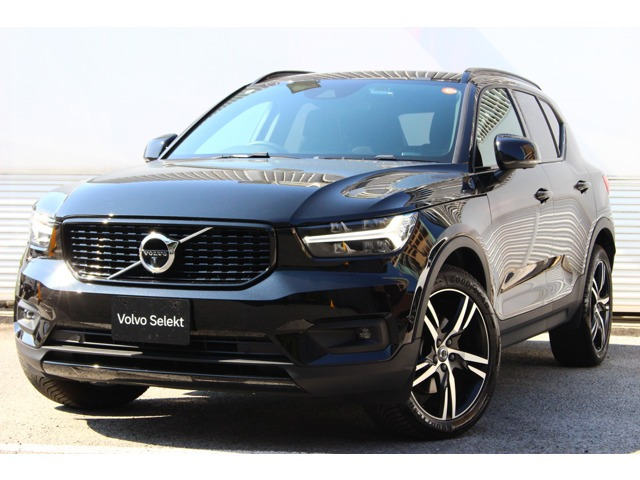 XC40B4 AWD Rデザイン 4WD