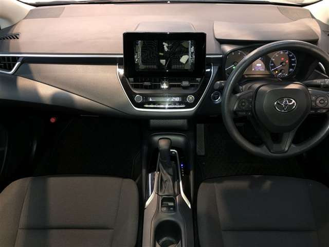 カローラ1.8 ハイブリッド X E-Four 4WD