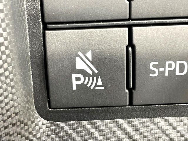 【コーナーセンサー】バンパーに付いたセンサーが障害物を検知!一定の距離に近づくとアラートで教えてくれます♪狭い駐車スペースや車庫入れ時も安心ですね☆