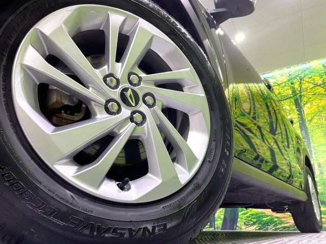 【純正16インチアルミホイール】外観にマッチした純正アルミホイールを装着しております。各種社外アルミホイールや、スタッドレスタイヤも取扱いしております。是非ご相談ください♪