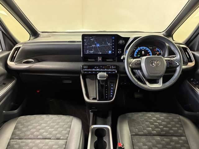 ヴォクシー1.8 ハイブリッド S-Z