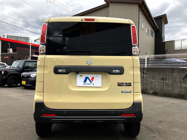 安心の最長10年・走行無制限保証(有償)をご用意。保証内容も充実はもちろん、無料点検&オイル交換や、年中無休の全国・24時間ロードサービスも付帯されておりますのでご安心下さい。