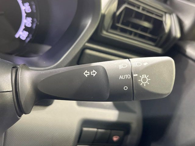 �y�I�[�g���C�g�z����̖��邳�ɉ����Ď����Ńw�b�h���C�g�̓_���E�������ł���@�\�ł�!���C�g�̕t���Y��E�����Y��Ȃǂ������Ȃ�A�J�̓���[���̑��s�����S!�g���l���ʉߎ����֗��ł��ˁ�