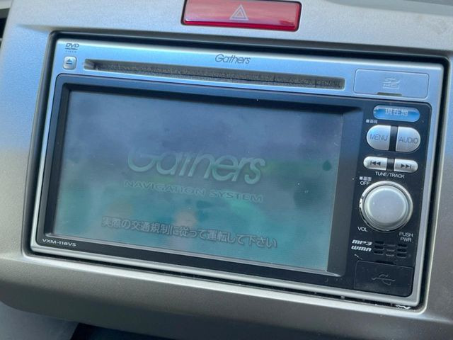 �y�����i�r�z�l�C�̏����i�r�𑕔����Ă���܂��B�i�r�̎g���₷���͂������A�I�[�f�B�I�@�\���[��!�L�����v�◷�s�͂������A�ʋ΂┃�����ȂǕ��i�̃h���C�u���y�����Ȃ�͂���