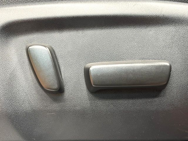 �y�p���[�V�[�g�z�X�C�b�`��ŊȒP�ɃV�[�g�̔��������\!�d��������͂�����܂���!���K�ȃV�[�g�|�W�V�����ɃZ�b�g���āA���K�ȃh���C�u�����y���݂��������B