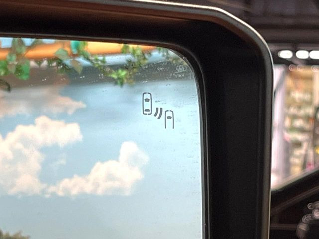 �y�u���C���h�X�|�b�g���j�^�[�z���s���A�h�A�~���[�̎��p�ɂȂ�₷���ӏ��Ɍ㑱�Ԃ��ڋ߂���ƃT�C�h�~���[�̃����Y�Ɍx����\��!�h���C�o�[�ɒ��ӊ��N�����Ă���܂��B