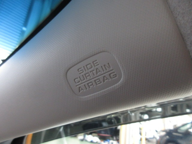 シャトル1.5 ハイブリッド Z