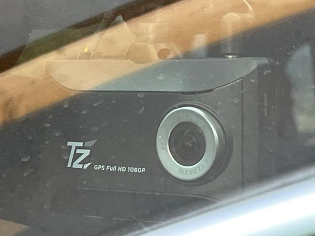 �y�h���C�u���R�[�_�[�z�h���C�u���R�[�_�[����!���s���͂������A������^�]�⎖�̂ɑ��������ہA�f���ŋL�^���A����̃��X�N�ɔ����܂��B���L�^�pSD�J�[�h�͂��q�l�����g�ł��������������K�v������܂��B