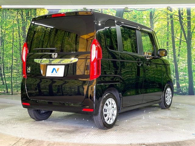 ☆全国のネクステージからお取り寄せが可能※!遠方の店舗に展示してあるクルマが気になる場合も、最寄りの店舗でご覧いただくことが可能です!是非私たちに要望をお聞かせください!※別途費用