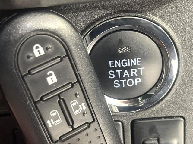 �y�X�}�[�g�L�[�z�J�o����|�P�b�g�ɓ��ꂽ�܂܂ł��h�A�̎{���E�������\�ȃX�}�[�g�L�[�𑕔��B�G���W���̃I���E�I�t�����J�M�����o���K�v����������Ƃ��Ă��֗��ł���