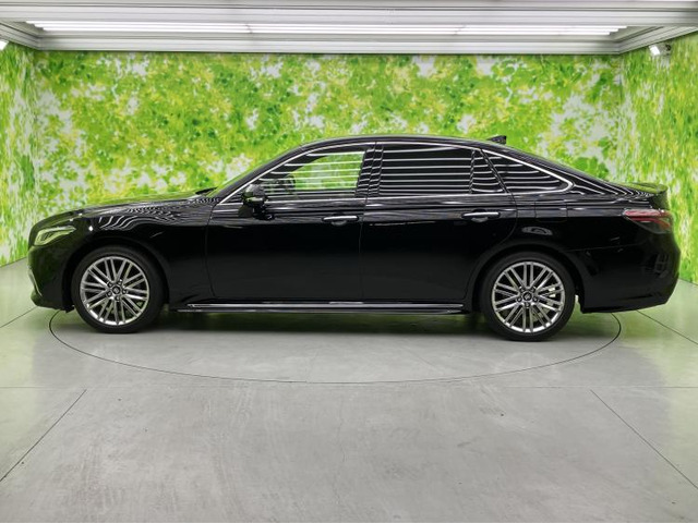 クラウンハイブリッド 2.5 RS