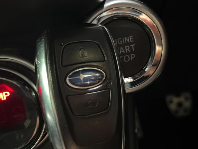 �y�A�N�Z�X�L�[&�v�b�V���X�^�[�g�z�J�o����|�P�b�g�ɓ��ꂽ�܂܂ł��h�A�̎{���E�������\�ȃX�}�[�g�L�[�𑕔��B�G���W���̃I���E�I�t�����J�M�����o���K�v�������A�{�^�����v�b�V�����邾����OK��