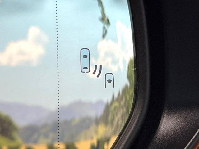 �y�u���C���h�X�|�b�g���j�^�[�z���s���A�h�A�~���[�̎��p�ɂȂ�₷���ӏ��Ɍ㑱�Ԃ��ڋ߂���ƃT�C�h�~���[�̃����Y�Ɍx����\��!�h���C�o�[�ɒ��ӊ��N�����Ă���܂��B