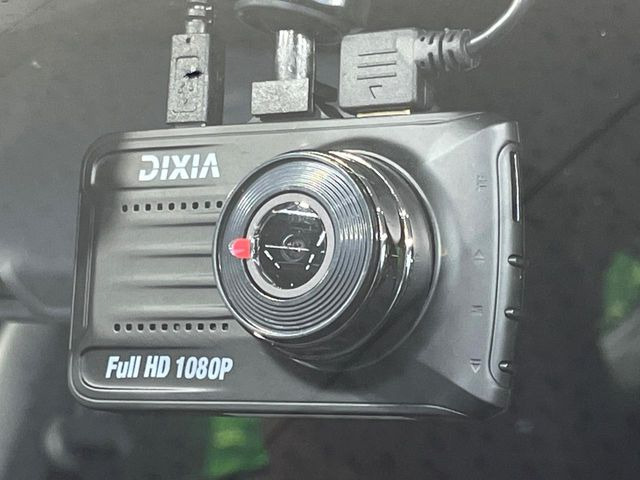 �y�h���C�u���R�[�_�[�z�h���C�u���R�[�_�[����!���s���͂������A������^�]�⎖�̂ɑ��������ہA�f���ŋL�^���A����̃��X�N�ɔ����܂��B���L�^�pSD�J�[�h�͂��q�l�����g�ł��������������K�v������܂��B