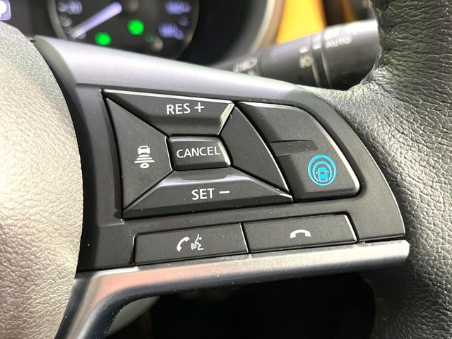 【プロパイロット】高速道路での長距離走行が楽に!!渋滞時と巡回走行のシーンで、アクセル・ブレーキ・ステアリングを自動で制御し、長距離運転の負担を軽減してくれます♪