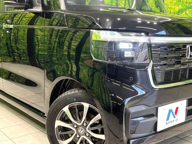 �yLED�w�b�h���C�g�z���V����ԑ��s�����ǍD�Ȏ��E���m�ۂ����S���ĉ^�]�ł��鍂�P�xLED�w�b�h���C�g�𑕔�!�_�����x�������A����d�͂��}�����Ă��܂��B