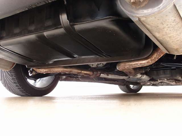 弊社はカスタムを得意としております。車高調やWORKホイール、オーディオカスタムなど、ご納車前にお客様のスタイルに合うカスタムやお車と一緒にオートローンにする事も可能となりますのでお気軽にご相談下さい