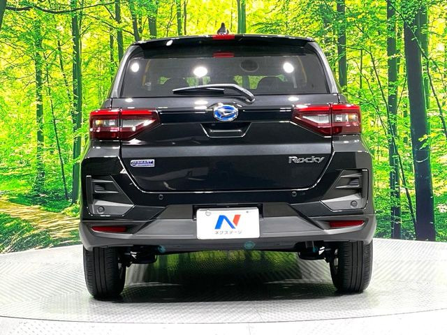 安心の最長10年・走行無制限保証(有償)をご用意。保証内容も充実はもちろん、無料点検&オイル交換や、年中無休の全国・24時間ロードサービスも付帯されておりますのでご安心下さい。