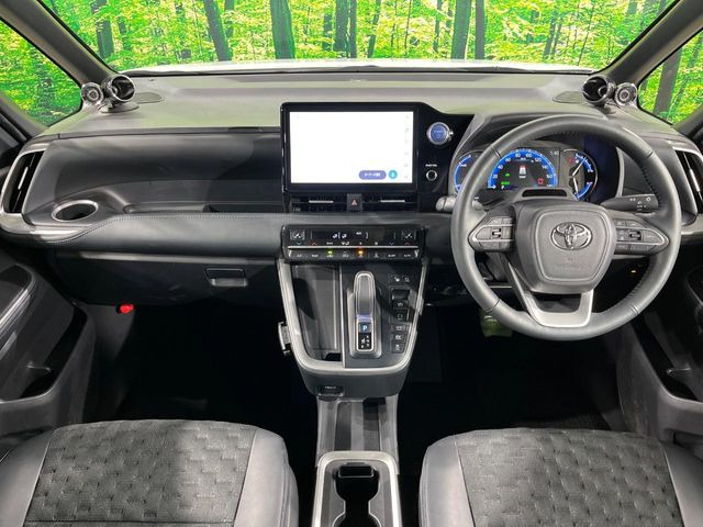 ヴォクシー1.8 ハイブリッド S-Z