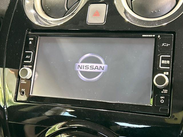 �y�����i�r�z�l�C�̏����i�r�𑕔����Ă���܂��B�i�r�̎g���₷���͂������A�I�[�f�B�I�@�\���[��!�L�����v�◷�s�͂������A�ʋ΂┃�����ȂǕ��i�̃h���C�u���y�����Ȃ�͂���