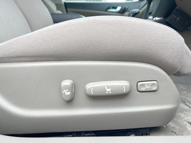 �y�p���[�V�[�g�z�X�C�b�`��ŊȒP�ɃV�[�g�̔��������\!�d��������͂�����܂���!���K�ȃV�[�g�|�W�V�����ɃZ�b�g���āA���K�ȃh���C�u�����y���݂��������B