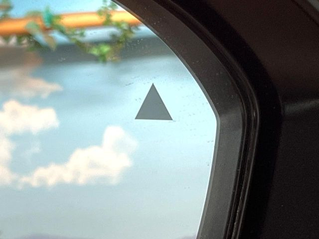 �y������p���m�z���s���A�h�A�~���[�̎��p�ɂȂ�₷���ӏ��Ɍ㑱�Ԃ��ڋ߂���ƃT�C�h�~���[�t�߂Ɍx����\���A�h���C�o�[�ɒ��ӊ��N�����Ă���܂��B