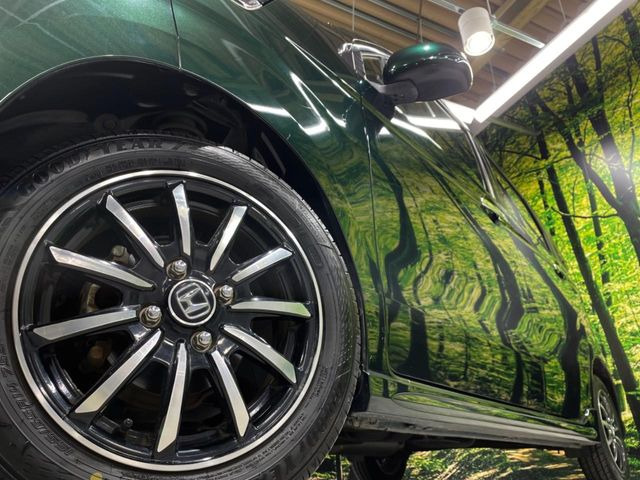 【純正14インチアルミホイール】外観にマッチした純正アルミホイールを装着しております。各種社外アルミホイールや、スタッドレスタイヤも取扱いしております。是非ご相談ください♪